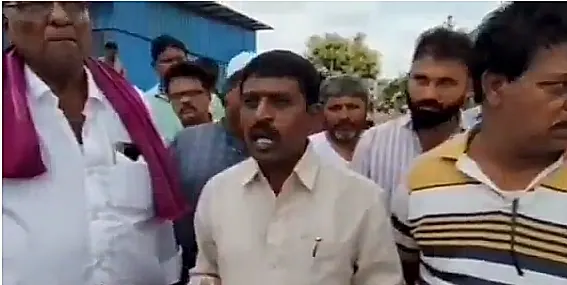 కర్నూలు–పెద్దపాడు రహదారిపై భద్రతా ఏర్పాట్లు చేయాలని డిమాండ్
