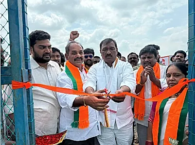 ప్రొద్దుటూరులో బాక్స్ క్రికెట్ టోర్నమెంట్ ప్రారంభం
