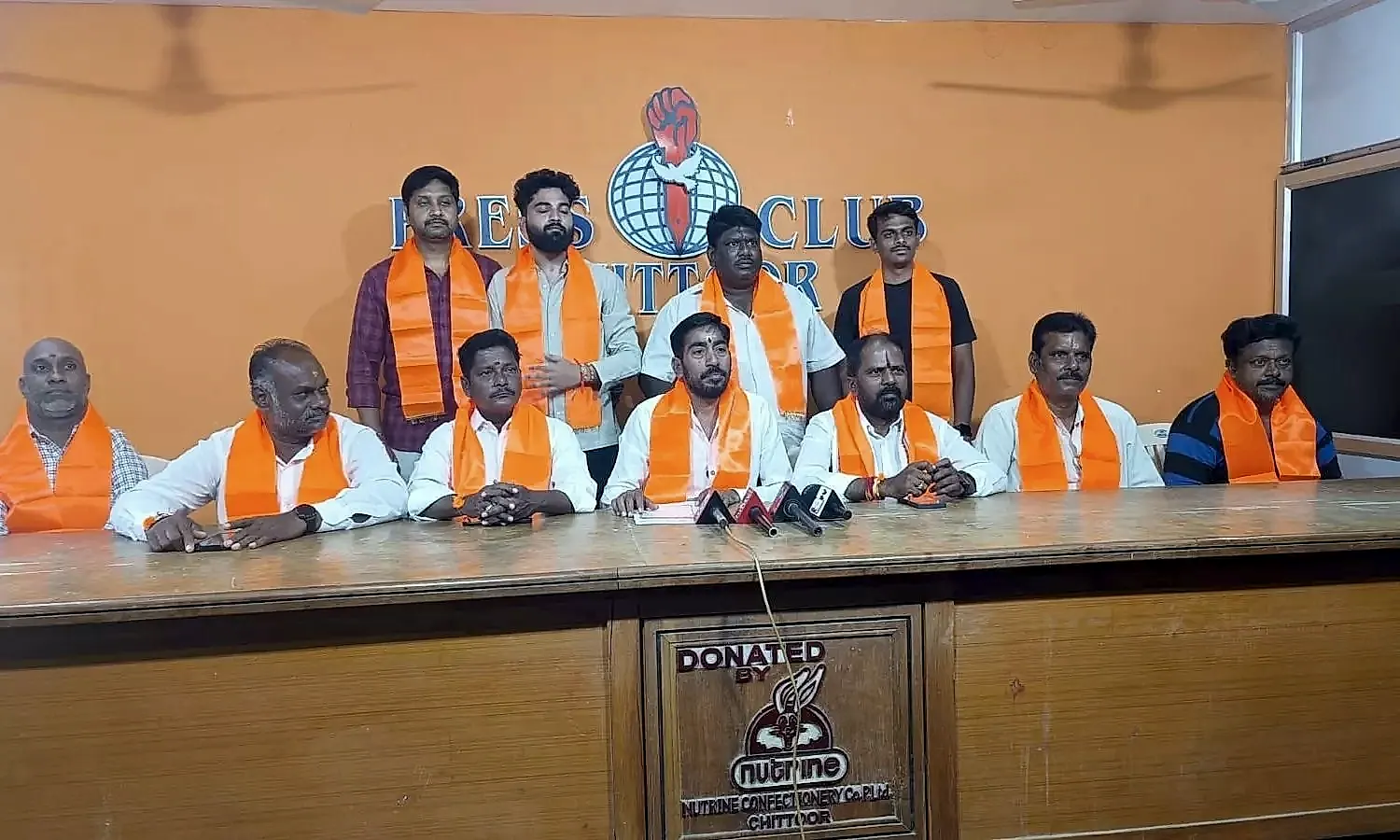 సాంప్రదాయబద్ధంగా వినాయక చవితి వేడుకలు నిర్వహించాలి: చిత్తూరు గణేశ ఉత్సవ కమిటీ