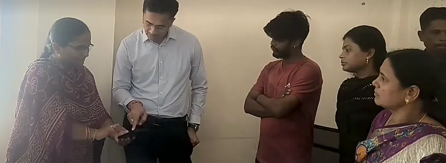 పుట్టపర్తి మున్సిపల్ కార్యాలయంలో SIR విచారణపై కలెక్టర్ ఆకస్మిక తనిఖీ