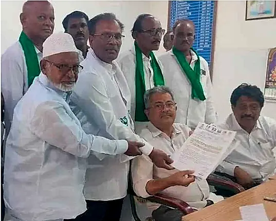 కేసీ కెనాల్‌కు వెంటనే సాగునీరు విడుదల చేయాలి: పుత్తా లక్ష్మిరెడ్డి డిమాండ్