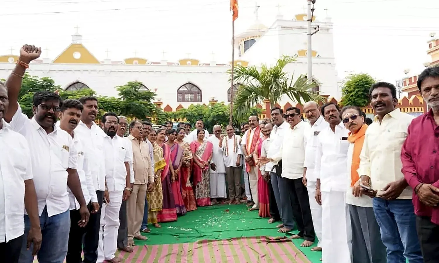 మట్టి వినాయకులనే ప్రతిష్టించండి: అనంతపురం ఎమ్మెల్యే దగ్గుపాటి ప్రసాద్ విజ్ఞప్తి