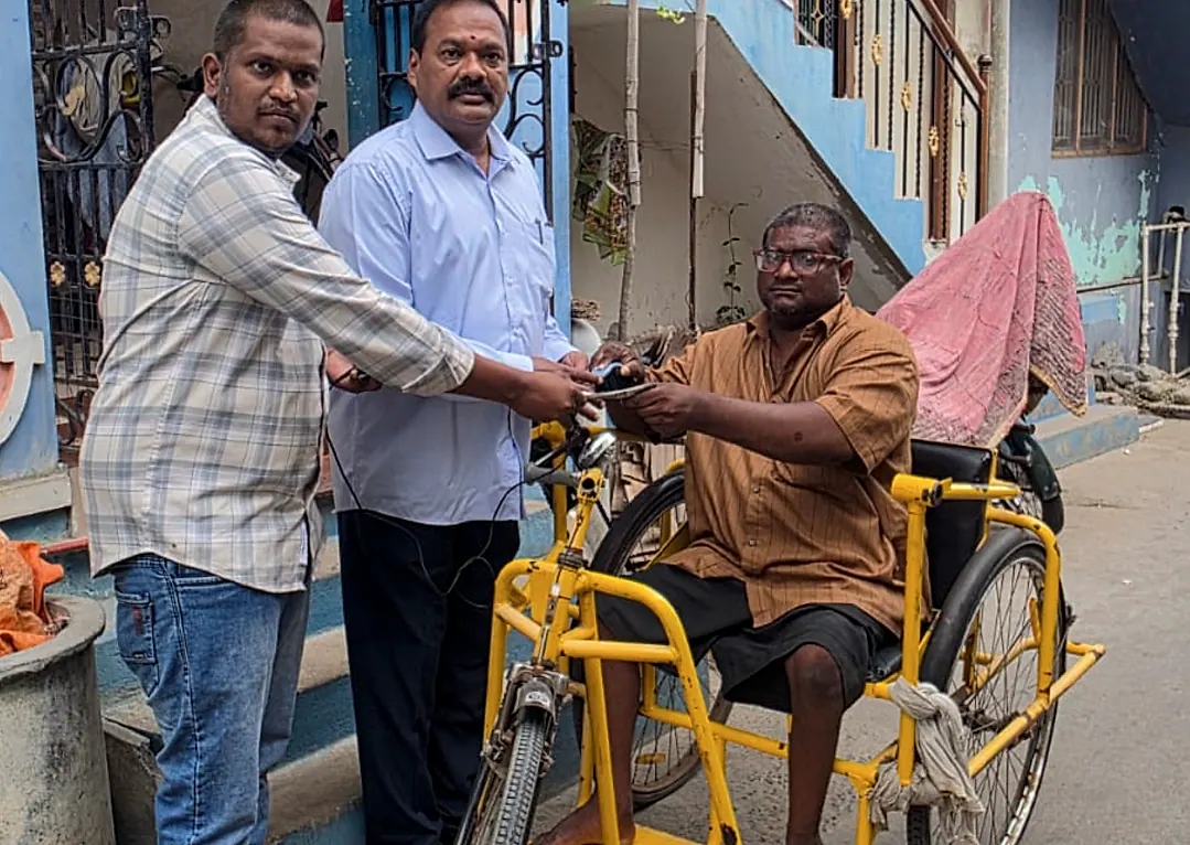ప్రజలకు సంతృప్తికర సేవలే ప్రభుత్వ లక్ష్యం: కమీషనర్ శ్రీనివాస విశ్వనాధ్