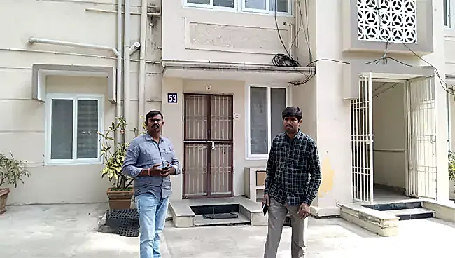 టీటీడీ డిప్యూటీ ఈఓ లోకనాథం నివాసంపై ఏసీబీ దాడులు