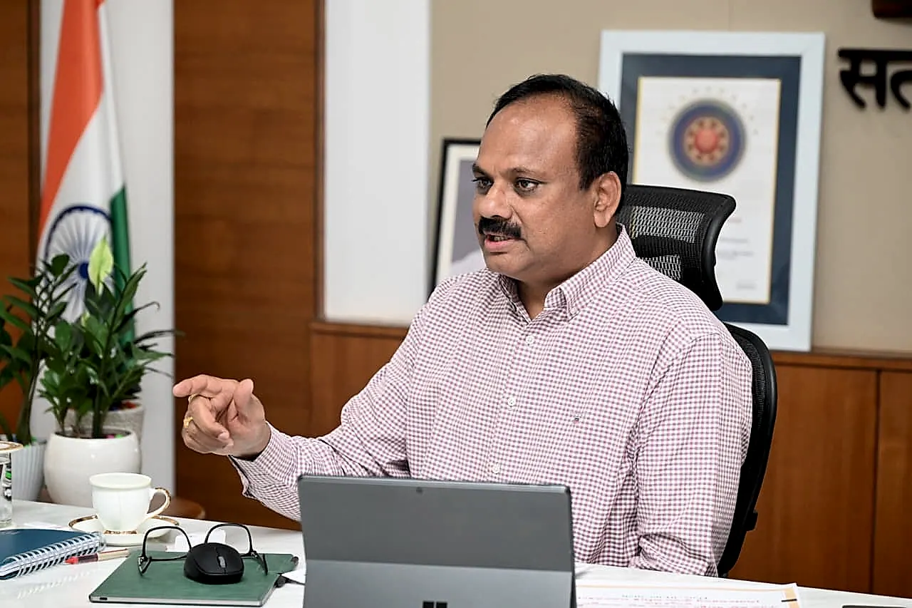 ప్రొద్దుటూరు సమగ్ర అభివృద్ధికి ప్రణాళిక సిద్ధం చేయాలి: కలెక్టర్ శ్రీధర్