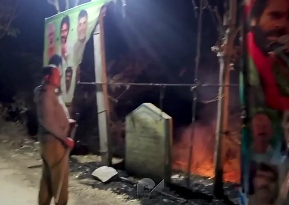 పవన్ కళ్యాణ్ బ్యానర్లకు నిప్పు – సోమలలో జనసేన ఫిర్యాదు