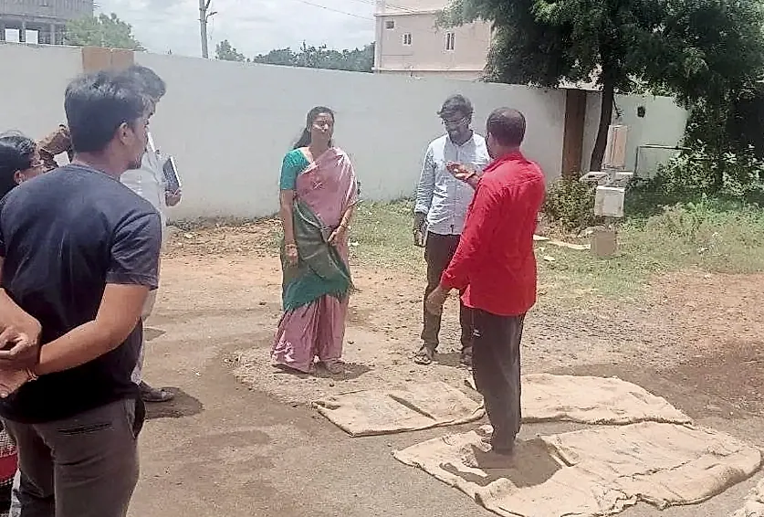 పచ్చని పులివెందుల లక్ష్యంగా పట్టణ పార్కుల పరిశీలన