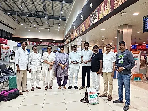 కేంద్ర మంత్రిని కలిసిన ఉపాధ్యాయ సంఘ నేతలకు సస్పెన్షన్