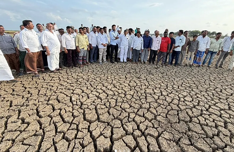 నాగమ్మ చెరువు రెండోసారి ఎండిపోవడం రైతుల ఆవేదనకు కారణం
