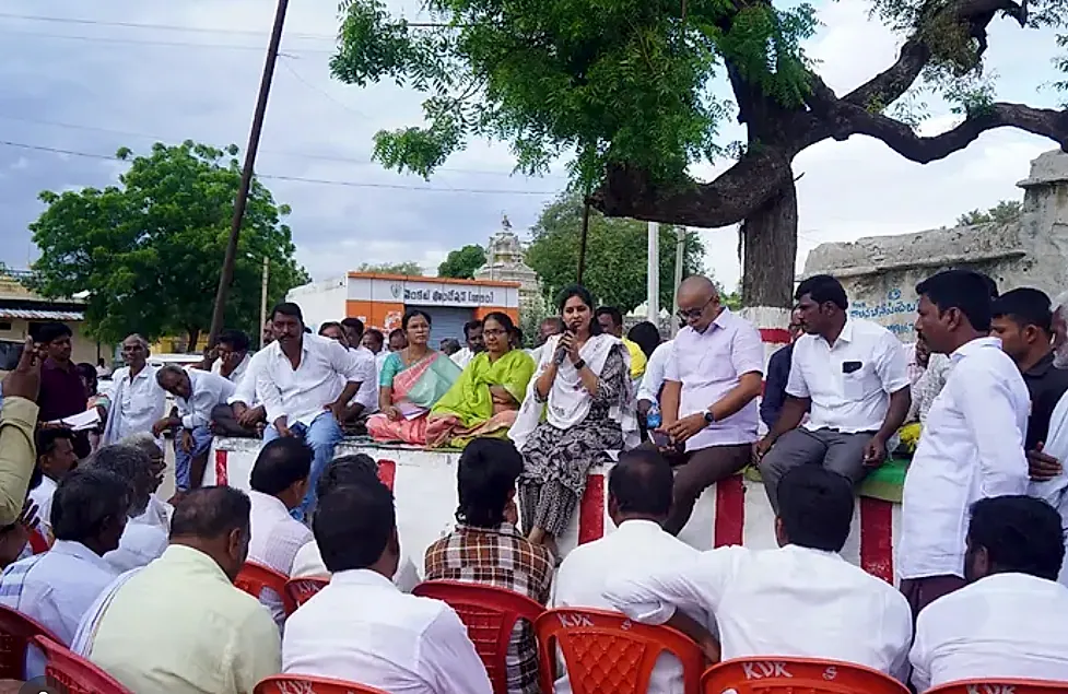 ఎల్నినో ప్రభావంపై బి. పప్పురు గ్రామంలో అవగాహన కార్యక్రమం