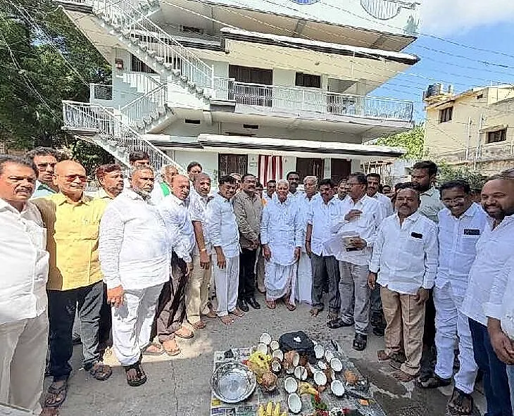ప్రొద్దుటూరులో రూ.10.70 కోట్ల అభివృద్ధి పనులకు భూమిపూజ