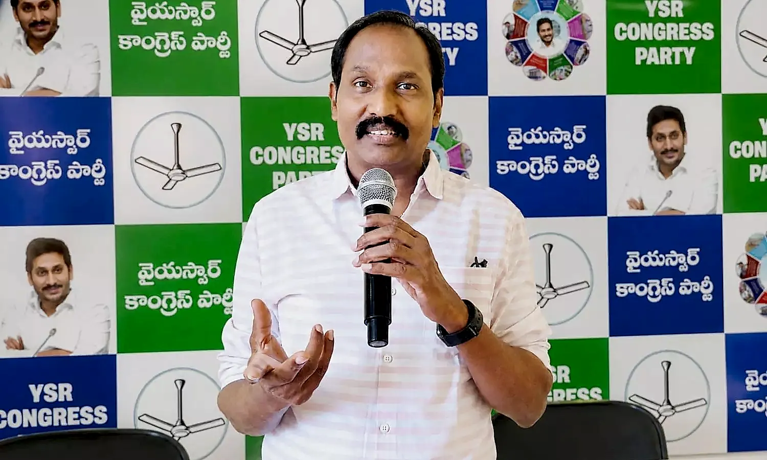 స్పోర్ట్స్ కోటా డీఎస్సీ అక్రమాలపై సీబీఐ విచారణ జరపాలి: గంగుమాల శోభన్బాబు
