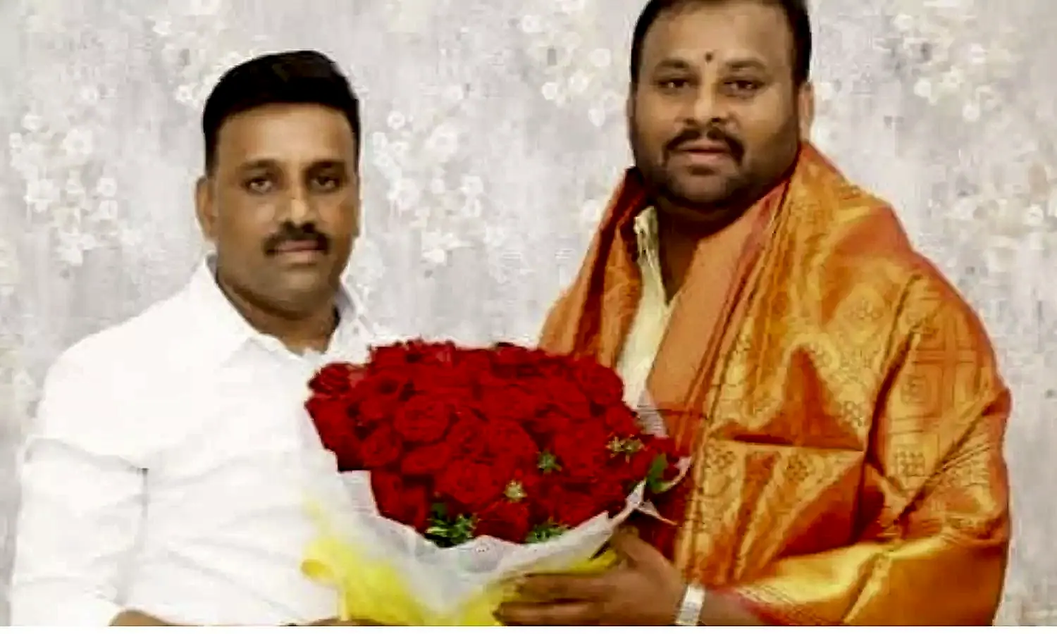 తాడేపల్లిలో మంత్రి మండిపల్లిని కలిసిన పుంగనూరు టీడీపీ ఇన్చార్జ్ మధుసూదన్ నాయుడు
