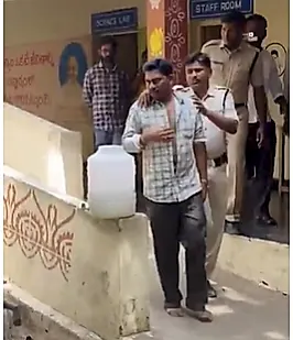 కళ్యాణదుర్గం పాఠశాలలో విద్యార్థినులపై అసభ్య ప్రవర్తన – తెలుగు టీచర్ సస్పెన్షన్