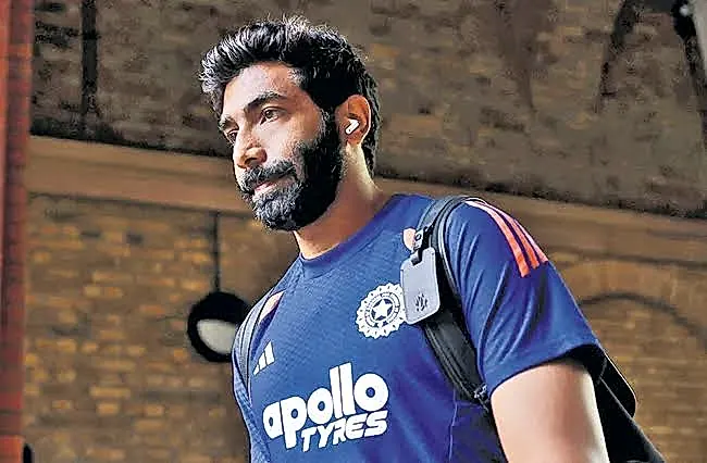 మైదానంలోకి దిగిన జస్‌ప్రీత్ బుమ్రా