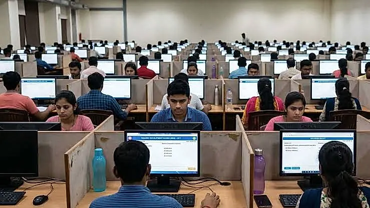 రైల్వేలో 560 పారామెడికల్ ఉద్యోగాలు: RRB నుంచి నోటిఫికేషన్