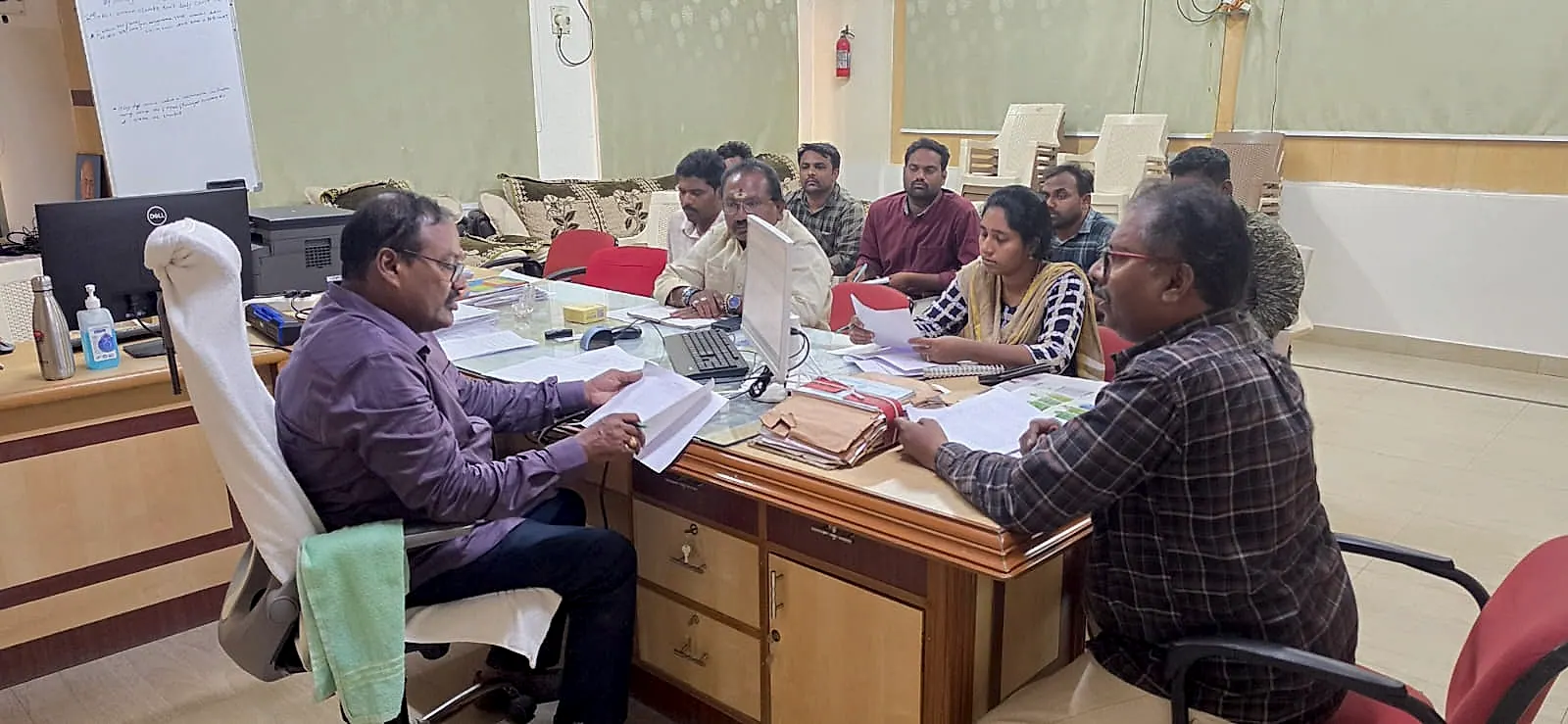 ప్రొద్దుటూరులో అభివృద్ధి పనులపై కమిషనర్ సమీక్ష
