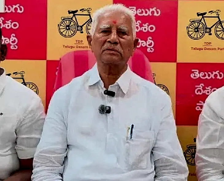 అర్హులైన ప్రతి ఒక్కరూ ఇళ్ల స్థలాలకు దరఖాస్తు చేసుకోవాలి: MLA వరదరాజులరెడ్డి