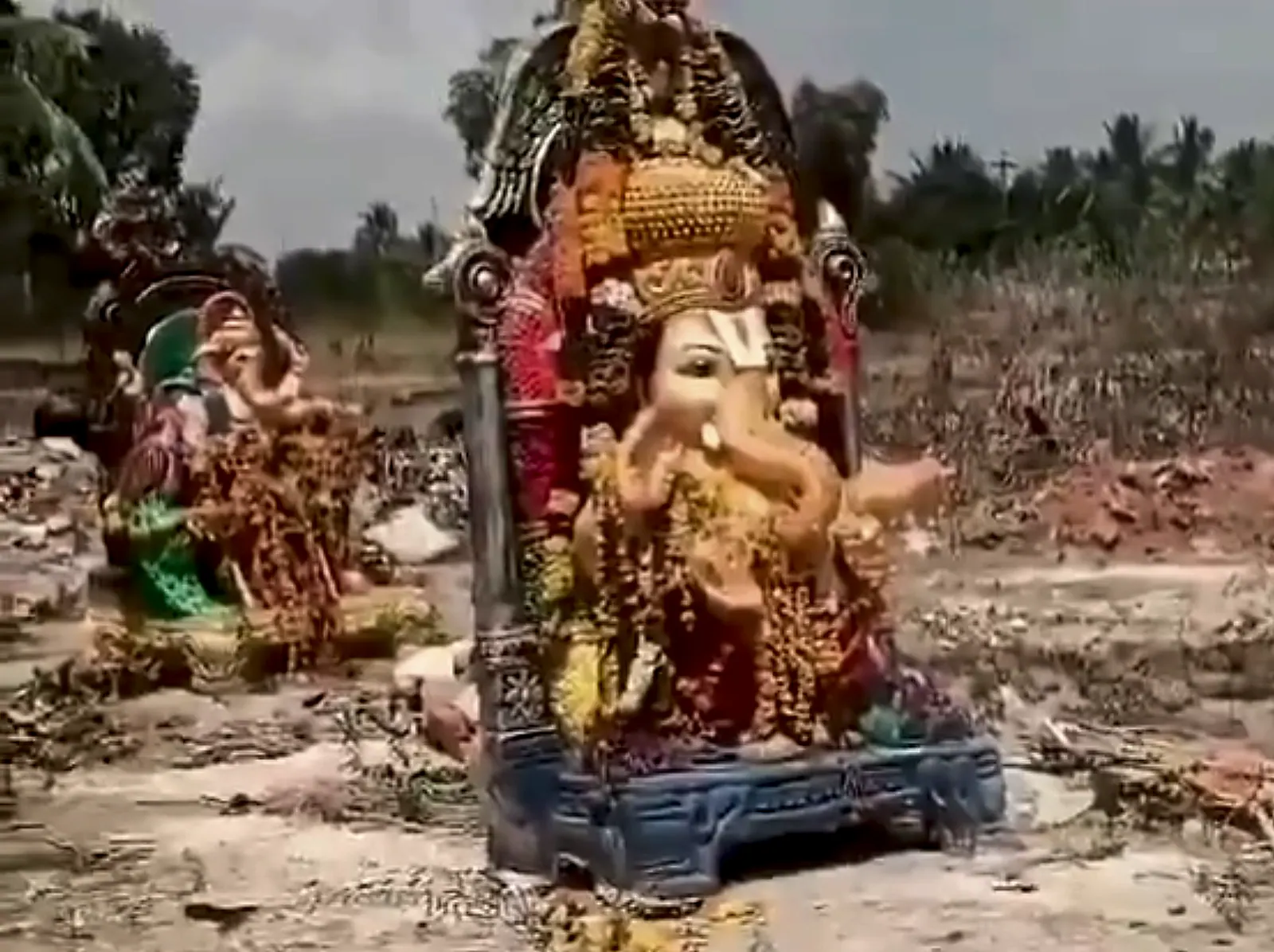 వినాయక నిమజ్జనానికి నీటి తిప్పలు