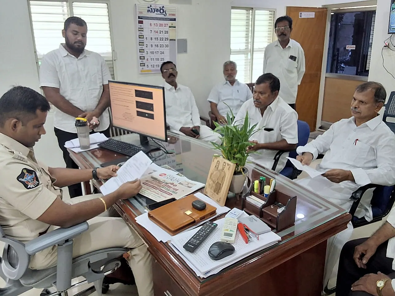 నజీర్పై దాడి ఘటనపై చర్యలు తీసుకోండి: ఏఎస్పీకి తులసిరెడ్డి విజ్ఞప్తి