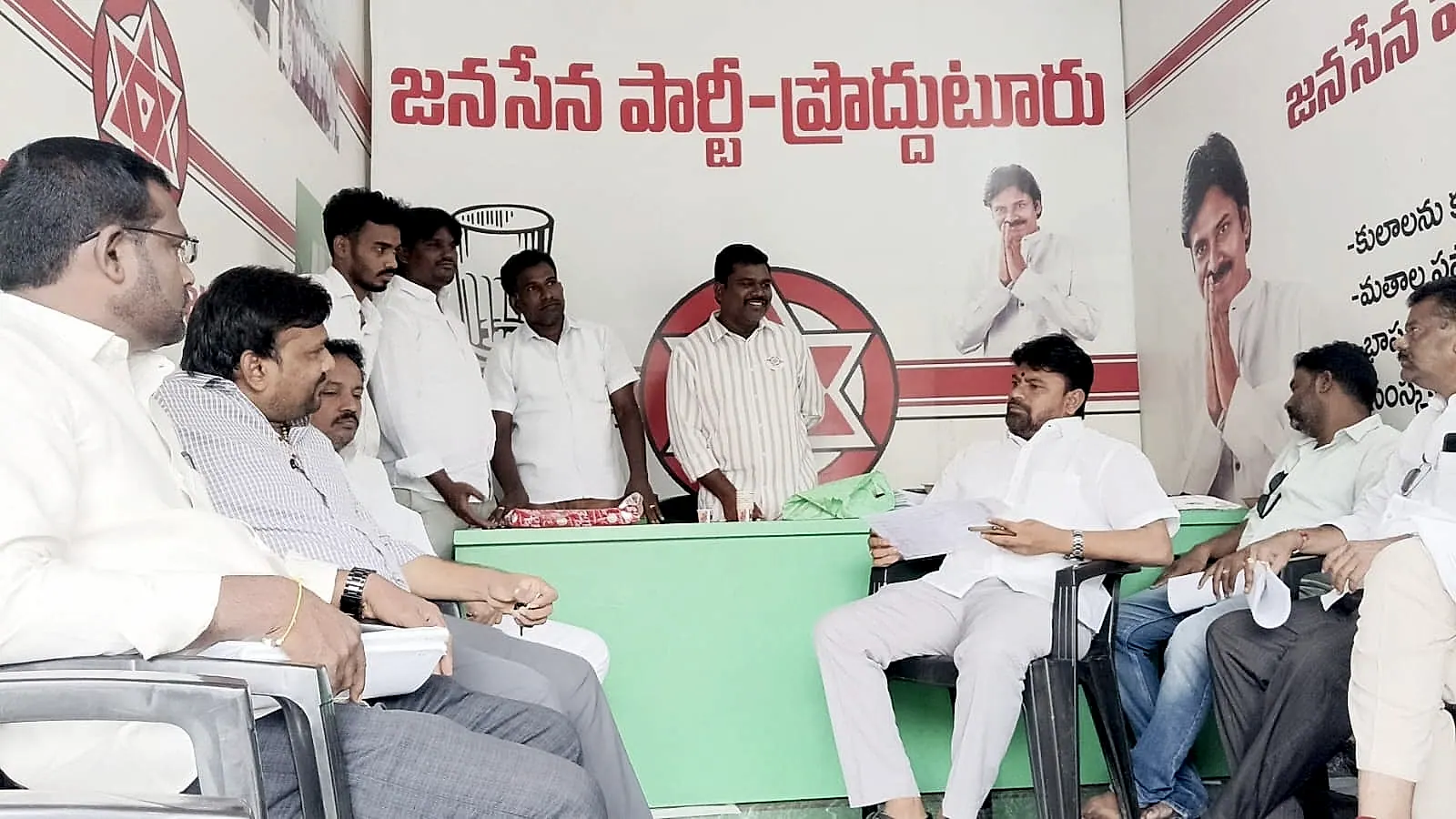 స్థానిక సంస్థల ఎన్నికలకు జనసేన సిద్ధం కావాలి: ఎలక్షన్ సమన్వయ కమిటీ సూచనలు