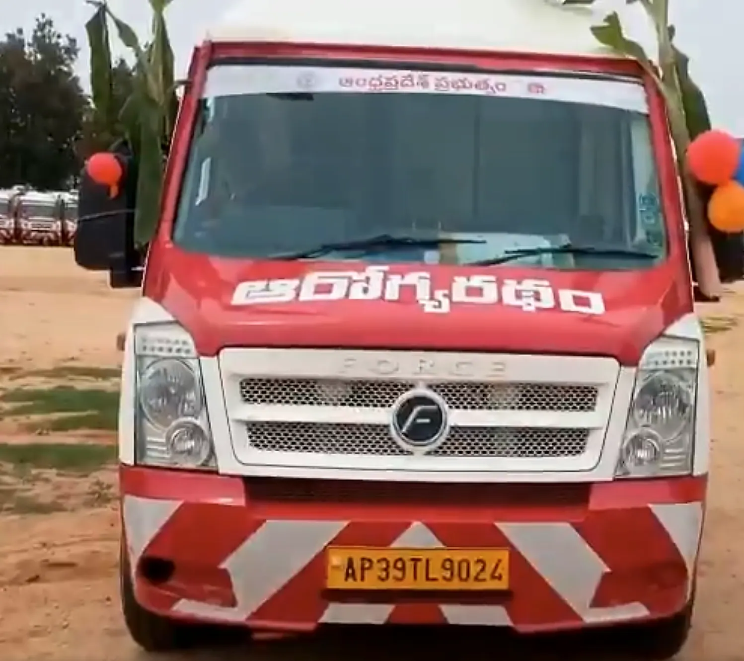 పాత 108, 104 వాహనాలకే కొత్త స్టిక్కర్లు: మంత్రి సత్యకుమార్ చర్యలపై వివాదం