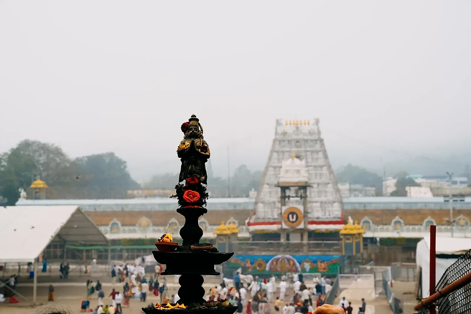 తిరుమల ట్రస్టు నిధులపై కూటమి కుట్రా? భక్తుల కమిటీల ముసుగులో అవినీతి ఆరోపణలు