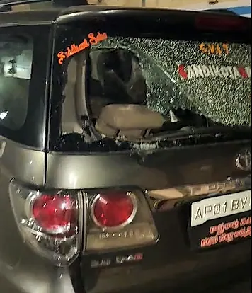 కాపు JAC నేత వాహనంపై దాడి కలకలం