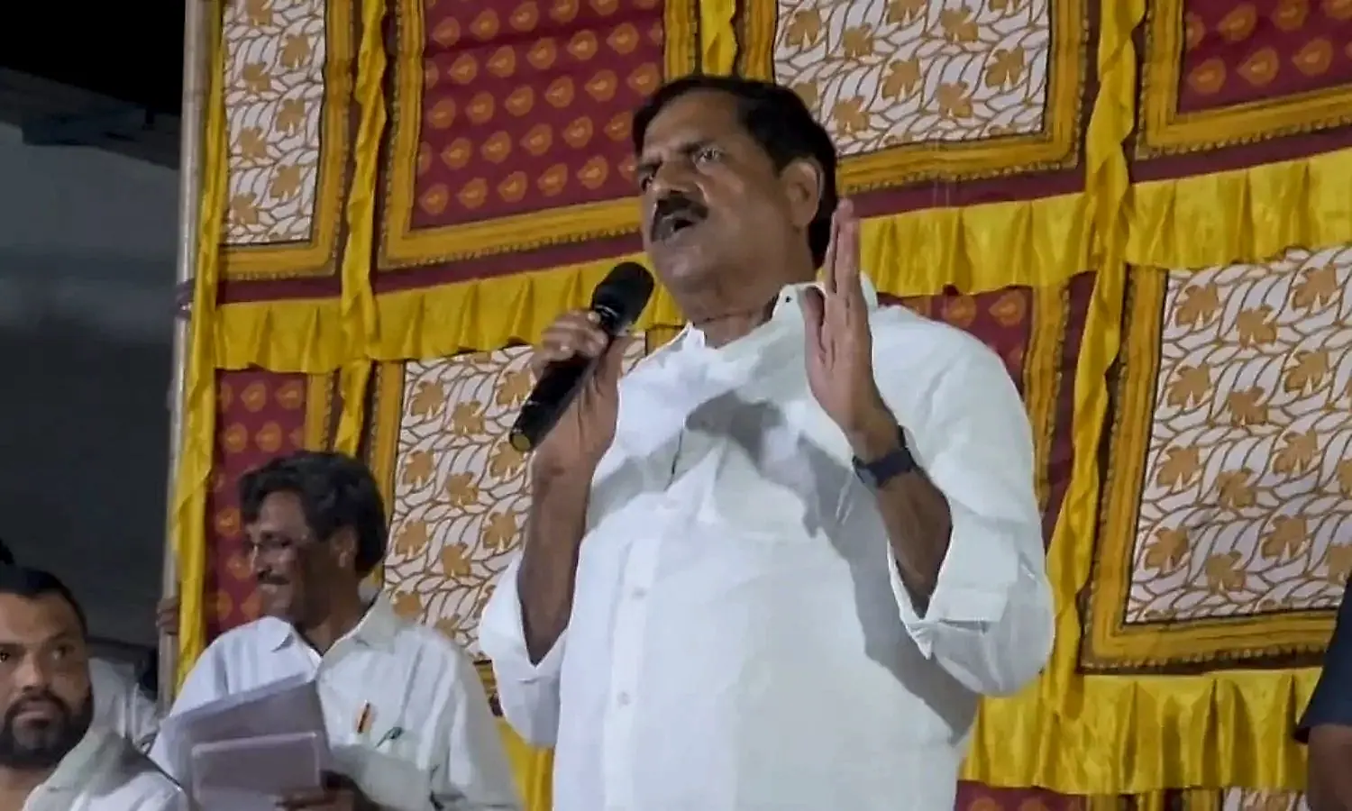 ఎంపీ అవినాష్ రెడ్డికి ఎమ్మెల్యే ఆదినారాయణ రెడ్డి సవాల్