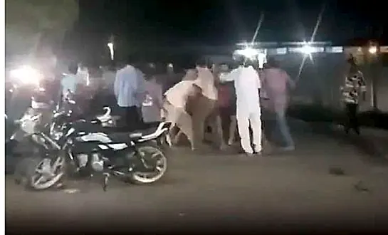 ప్రొద్దుటూరులో యువకుల అల్లర్లు.. ప్రజల్లో భయం