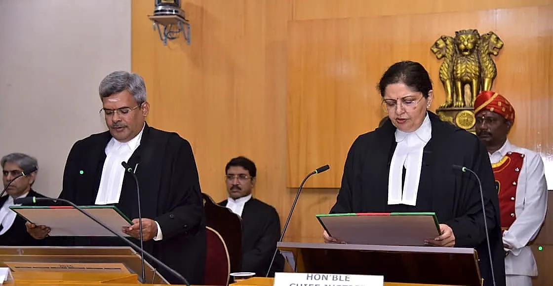 ఏపీ హైకోర్టులో ఐదుగురు శాశ్వత న్యాయమూర్తుల బాధ్యతల స్వీకరణ