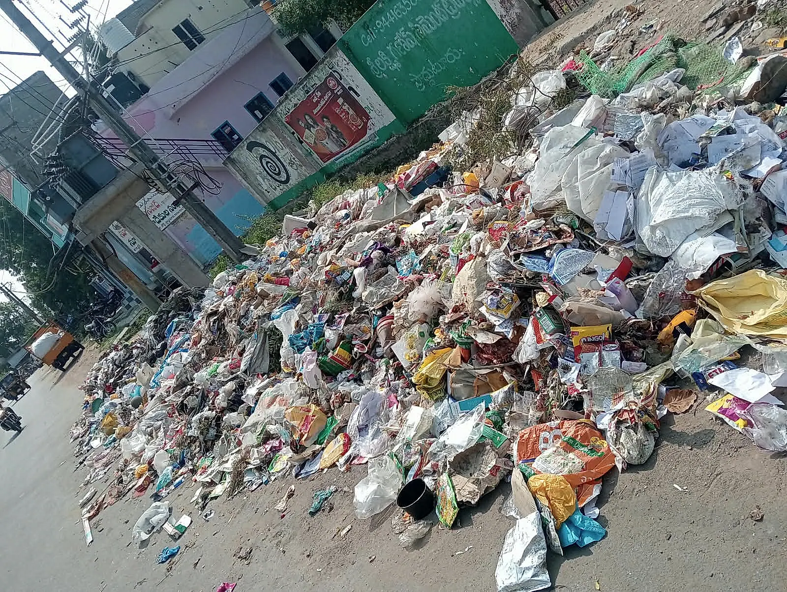ప్రొద్దుటూరులో ప్లాస్టిక్ చెత్త సమస్యపై ప్రజల ఆందోళన