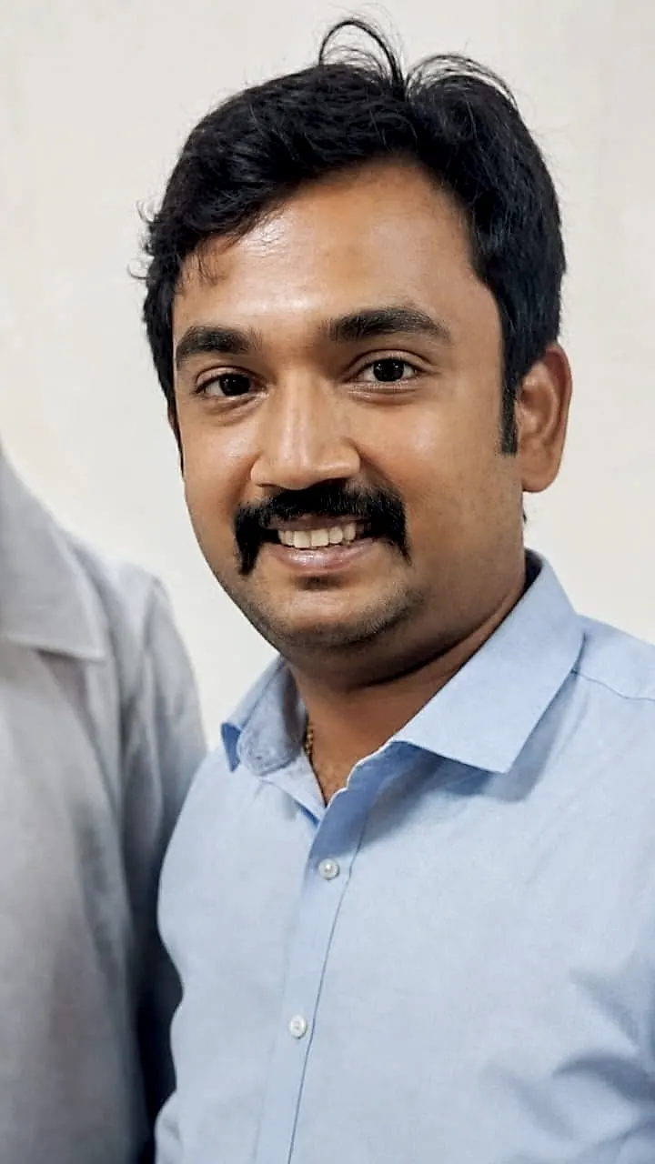 విదేశీ ఉద్యోగాల వీసా పేరుతో మోసం: 8 మంది నుంచి రూ.50 లక్షలు వసూలు