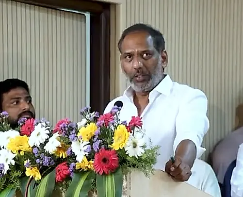 వినియోగదారులకు నాణ్యమైన విద్యుత్‌ సరఫరే లక్ష్యం: మంత్రి రవికుమార్‌