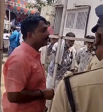జనసేన కార్యాలయం వద్ద యువకుడి ఆత్మహత్యాయత్నం కలకలం
