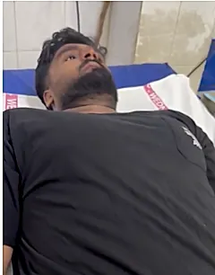 తిరుపతి ఎస్విసి ఇంజనీరింగ్ కళాశాల విద్యార్థిపై కత్తులతో దాడి
