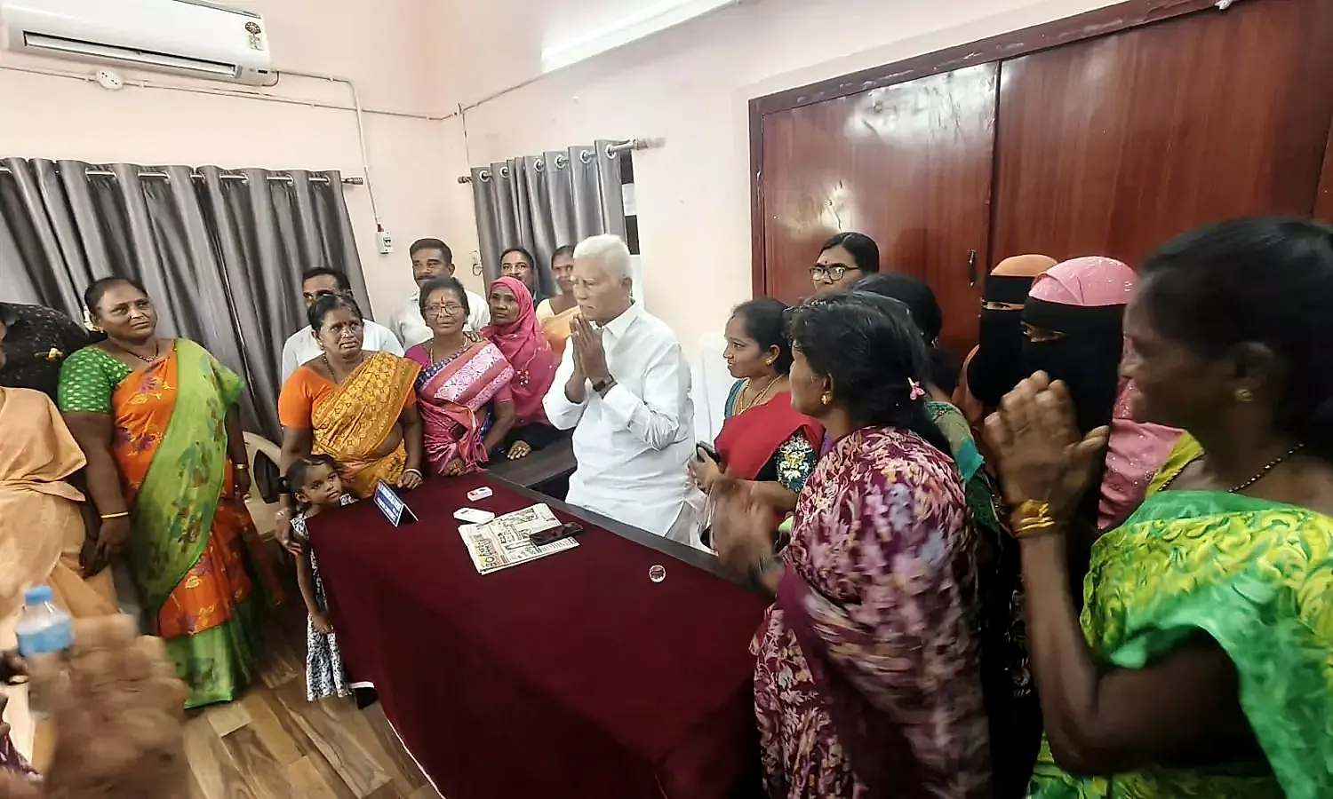 అమృత నగర్ చెత్త సమస్యపై ఎమ్మెల్యే వరదరాజుల రెడ్డి తక్షణ స్పందన