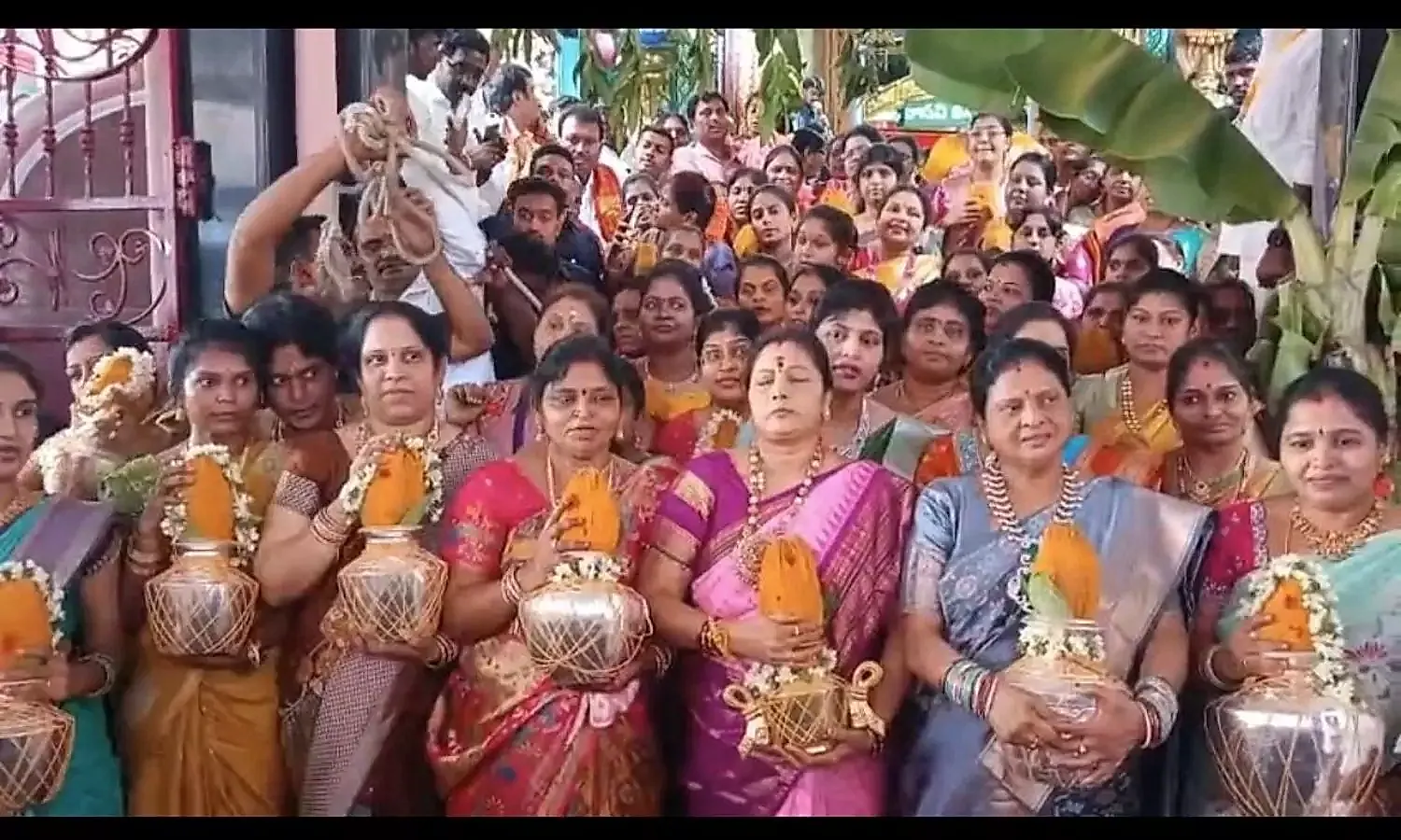 రెండో మైసూరుగా పేరుగాంచిన ప్రొద్దుటూరులో దసరా ఉత్సవాలు వైభవంగా ప్రారంభం