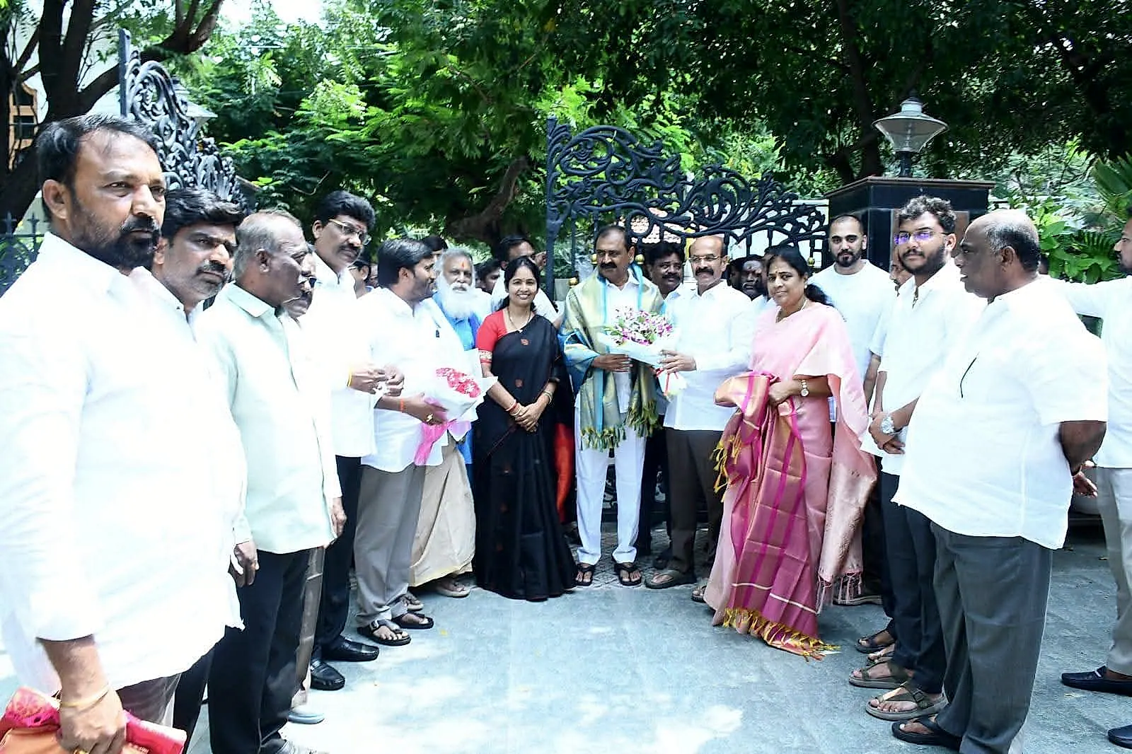 స్థానిక సంస్థల ఎన్నికలపై వైఎస్సార్‌సీపీ దృష్టి… కర్నూలులో కీలక నాయకుల సమావేశం