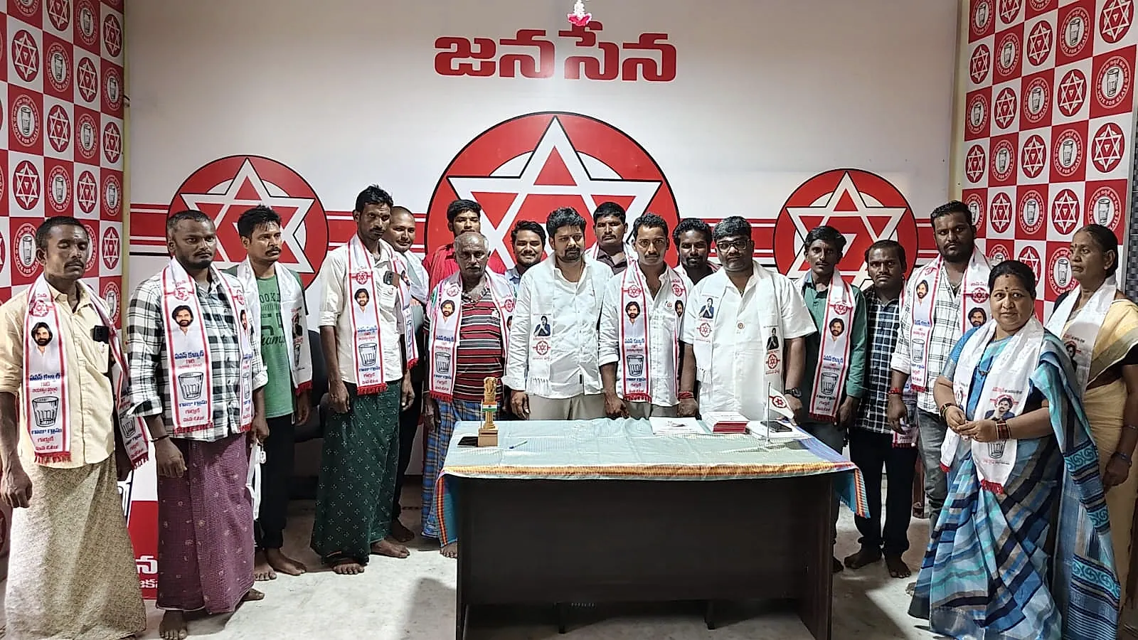 శ్రీకాళహస్తి నియోజకవర్గంలో జనసేనలోకి భారీగా చేరికలు