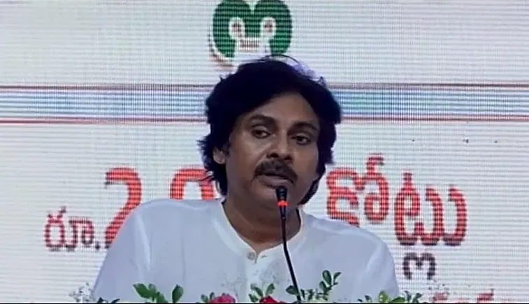 స్థానిక ఎన్నికల్లో కూటమి జెండా ఎగరేద్దాం: సమిష్టి కృషికి పవన్‌ కల్యాణ్‌ పిలుపు