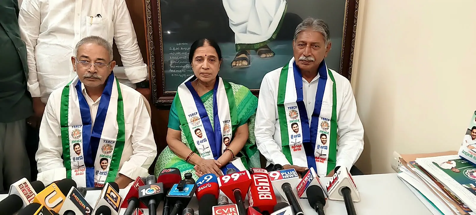 పులివెందుల మున్సిపల్ చైర్‌పర్సన్ రేసులో వైయస్ ప్రమీలమ్మ…