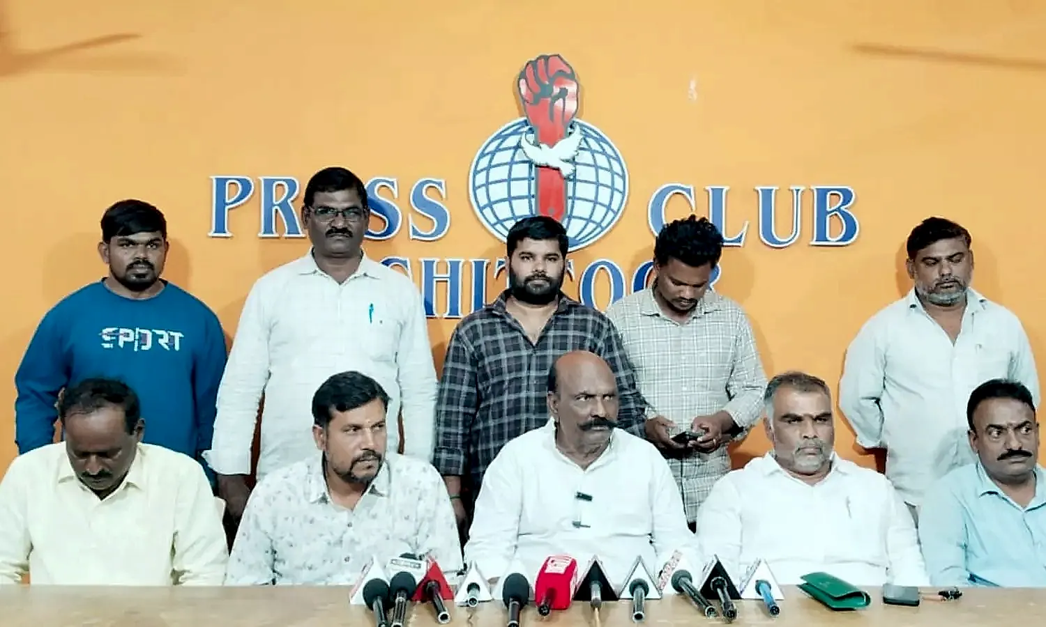 మేయర్ పదవి సీకే బాబు కుటుంబానికి ఇవ్వొద్దని బలిజ సంఘం డిమాండ్