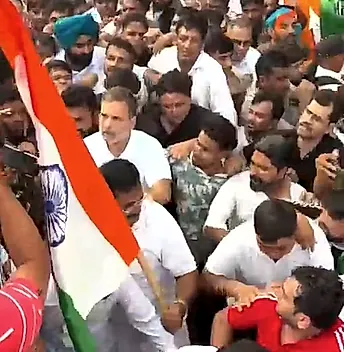 ఓటు చోరీ, ఓటర్ల జాబితా అక్రమాలపై చర్యలు కోరుతూ రాహుల్ గాంధీ రిట్ పిటీషన్