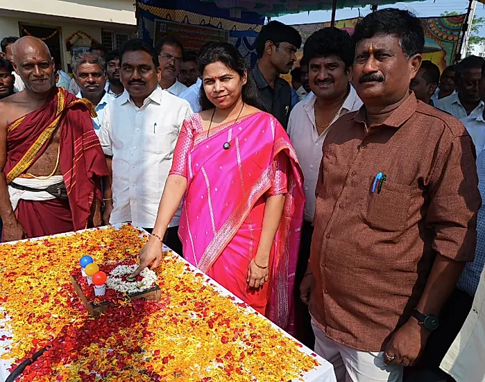 ఆళ్లగడ్డలో 33/11 కే.వి. నూతన విద్యుత్ ఉపకేంద్రం ప్రారంభం