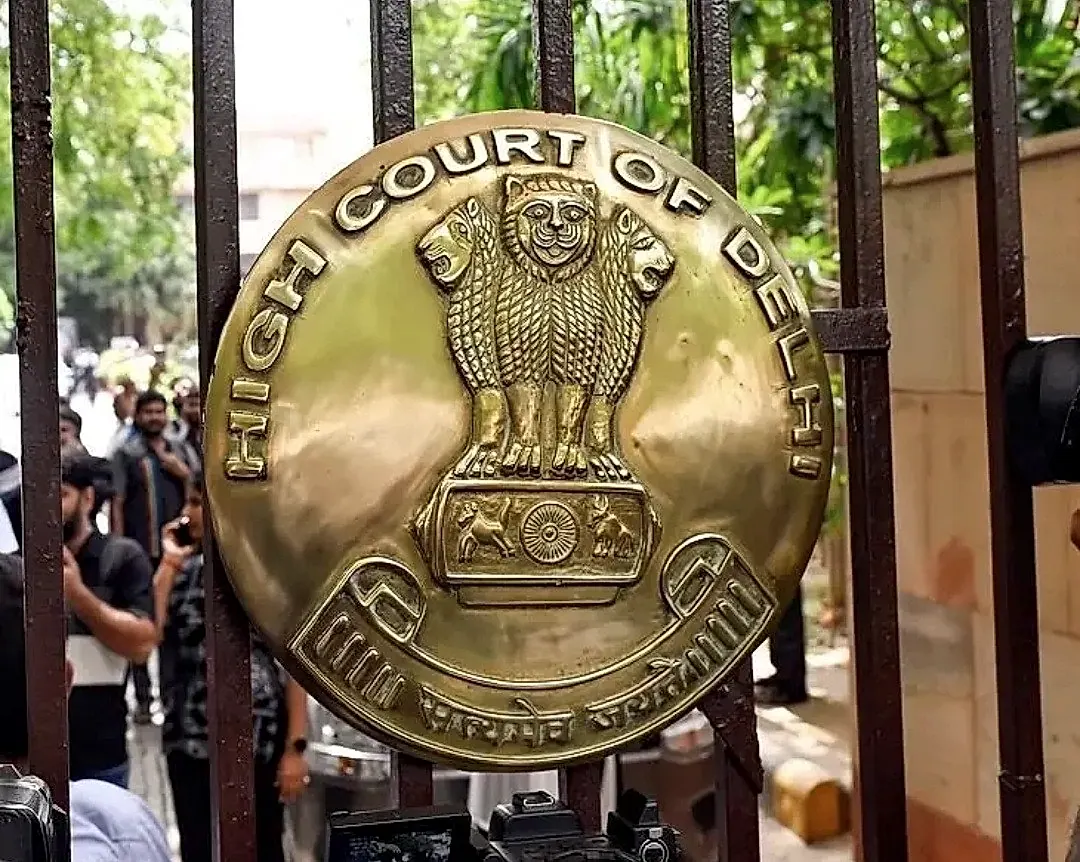 గ్యాంగ్ రేప్ కేసుల్లో మహిళలపై కూడా కేసులు నమోదు చేయొచ్చు: ఢిల్లీ హైకోర్టు తీర్పు