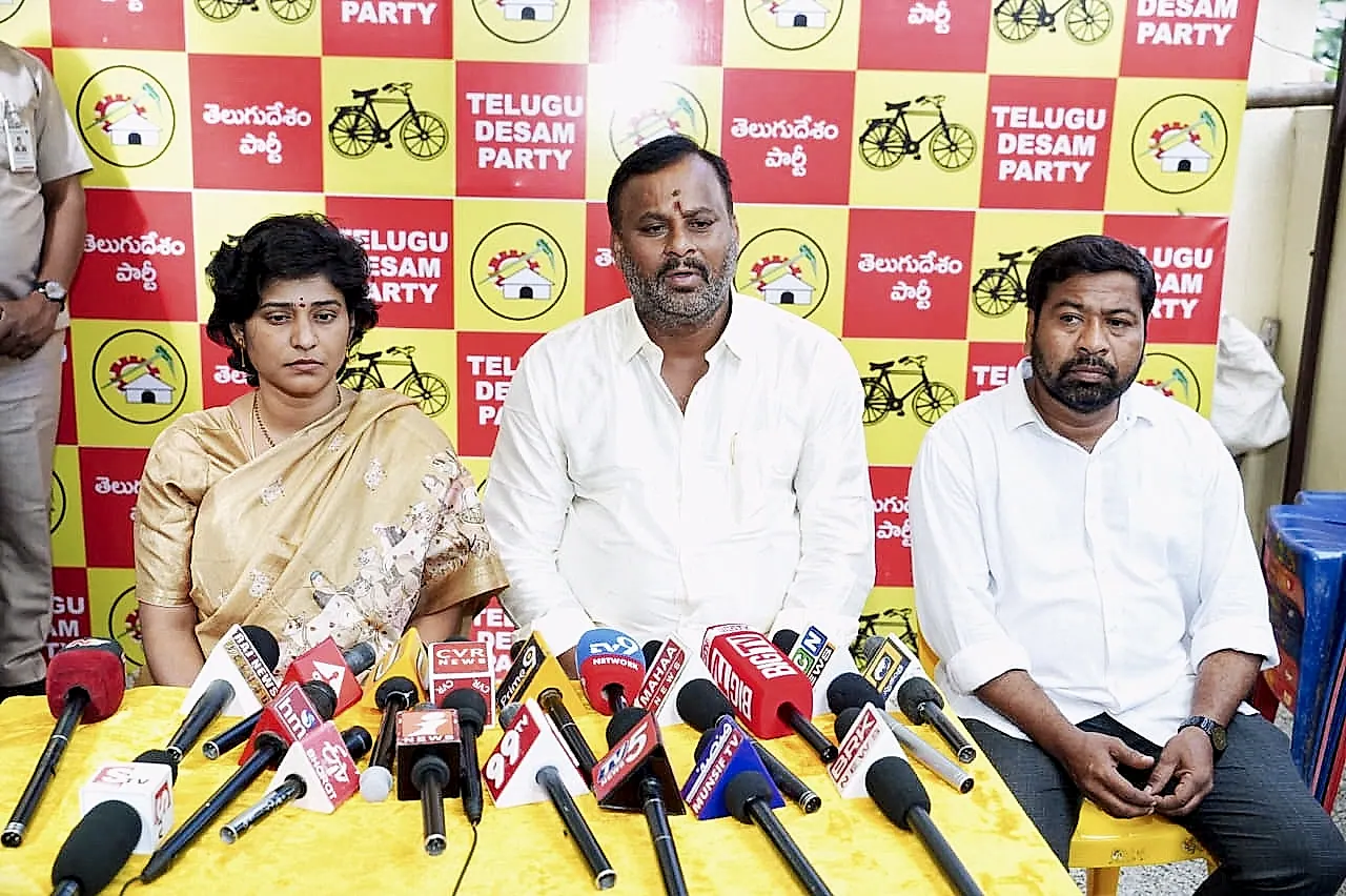 రాయచోటిలో 44 వార్డుల్లో ఏకగ్రీవం లక్ష్యం, వైసీపీపై మంత్రి మండిపల్లి విమర్శలు